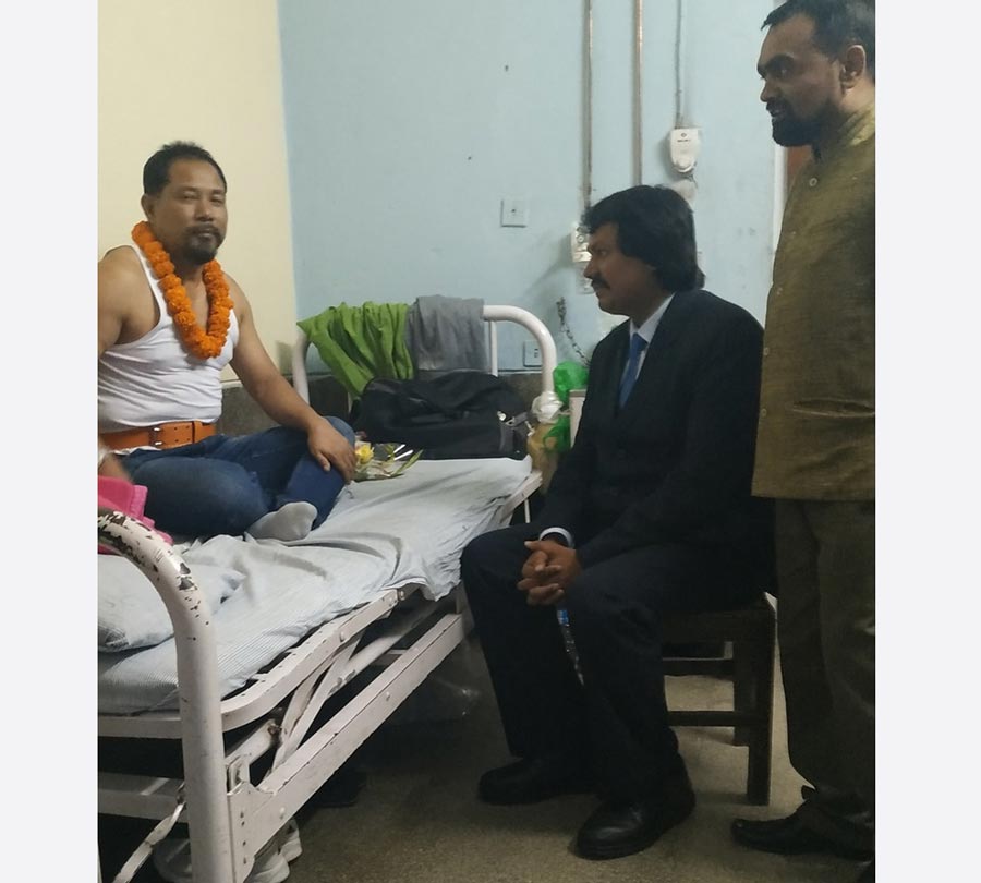 सि.के राउतले निलम्बित सांसद रेशम चौधरीलाई जेलबाट छुटाउन पहल गर्ने | OmkarTimes.com