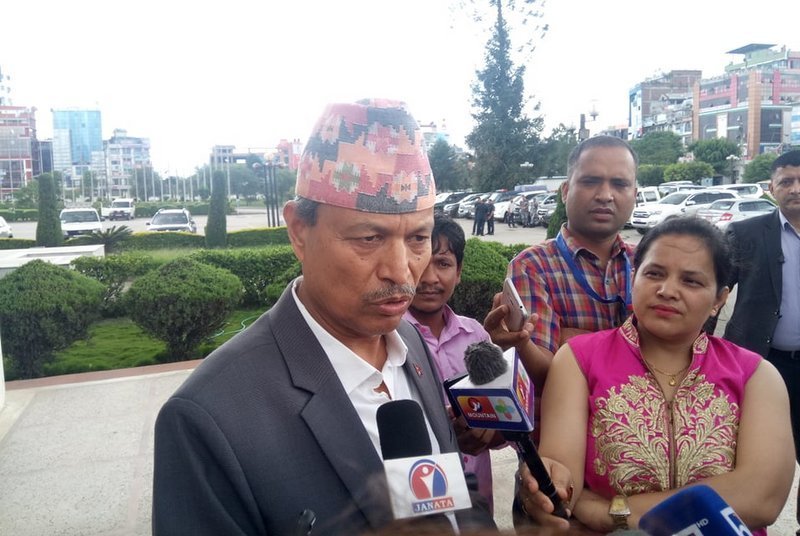 सरकारले तरकारीको विषादी परीक्षण रोकेको भन्दै भीम रावल आक्रोशित