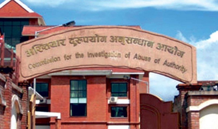 इन्जिनियरले एक वर्षमा घुसबाट कमाए साढे ३७ लाख