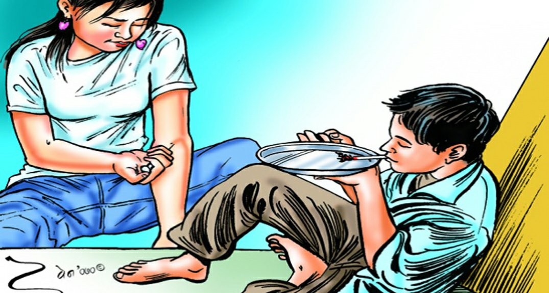 दमकमा खुलेआम सिरिन्ज धन्दा , फार्मेसी भन्छन् `सिरिन्ज बेच्न कानुनले रोक्दैन ´