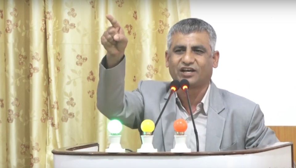 प्रदेश १ मा सामाजिक विकास मन्त्रीको प्रतिपक्षीद्धारा  राजिनामा माग