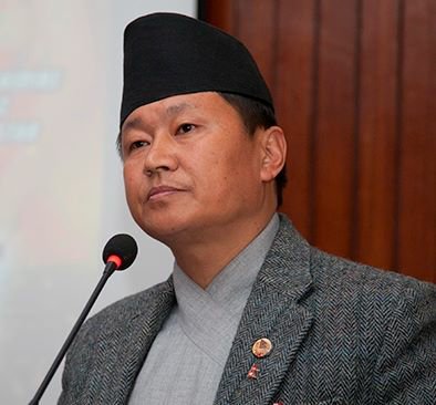 राहत वितरणमा भइरहेको भीड हटाउन मुख्यमन्त्री राईको निर्देशन