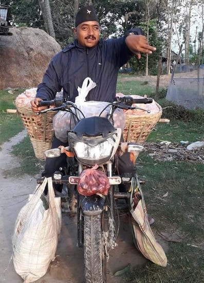 बिदेशमा रेस्टुरेन्ट देखी स्वदेशमा च्याउ उद्योगसम्म  ;  खड्का दम्पतीको सफलताको कथा