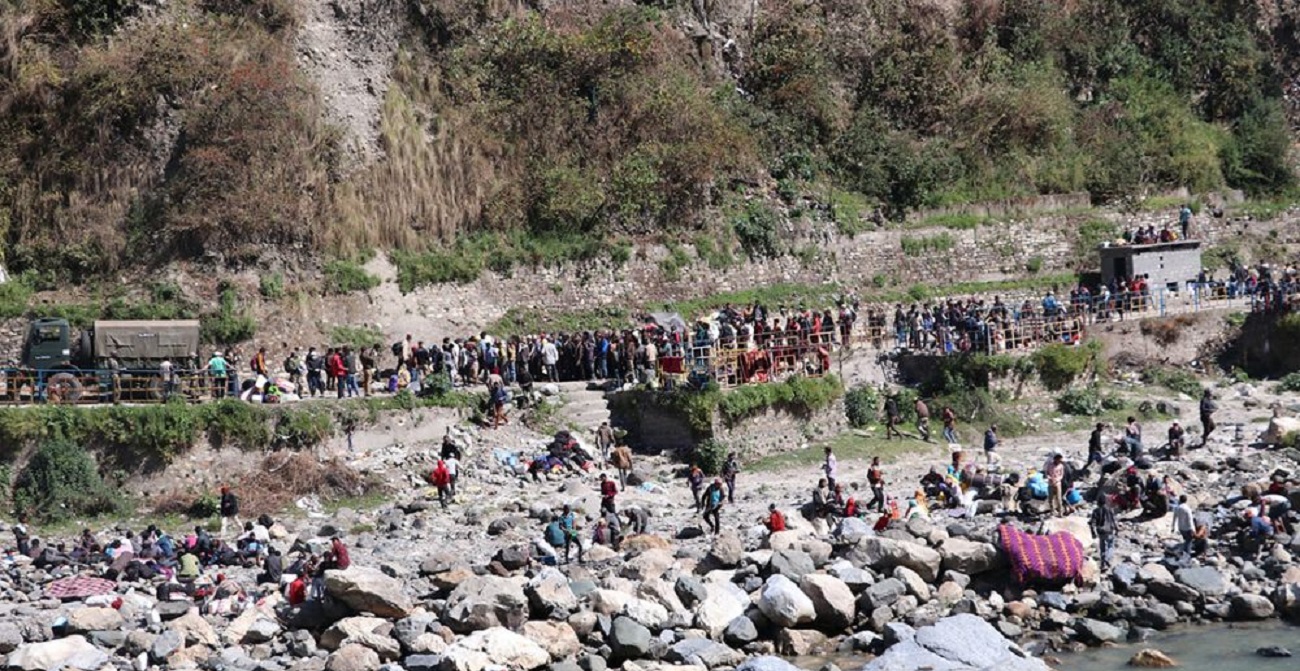 महाकालीपारि अलपत्र नेपाली नागरिकको उद्धार शुरु