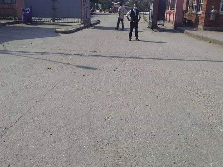 एक महिनादेखि बन्द रहेको पूर्वीनाका खुल्यो