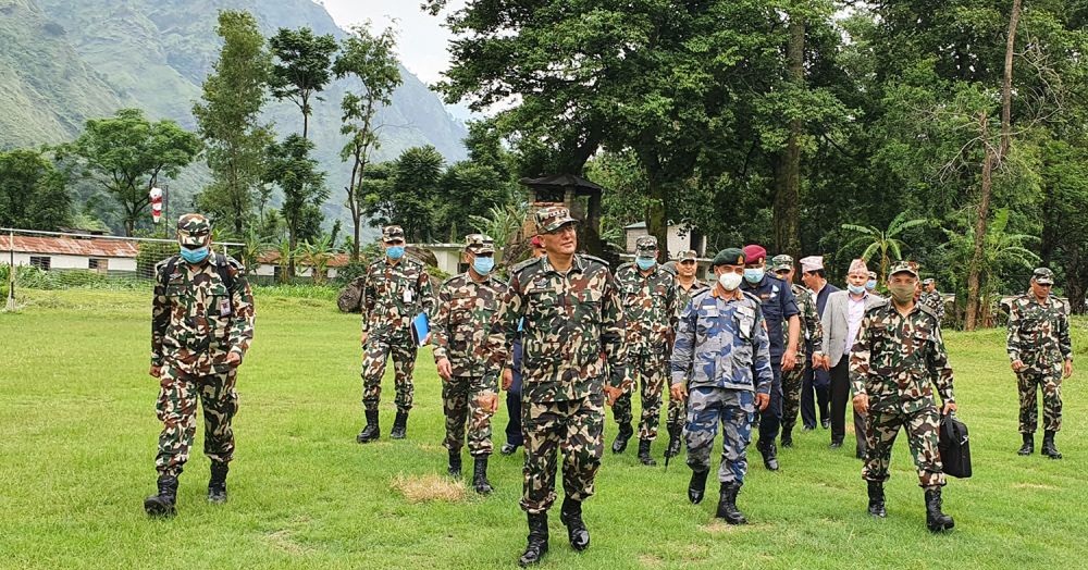 सशस्त्रलाई सेनाको साथ चाहिए निर्धक्क रूपमा भन्न प्रधान सेनापतिको आग्रह