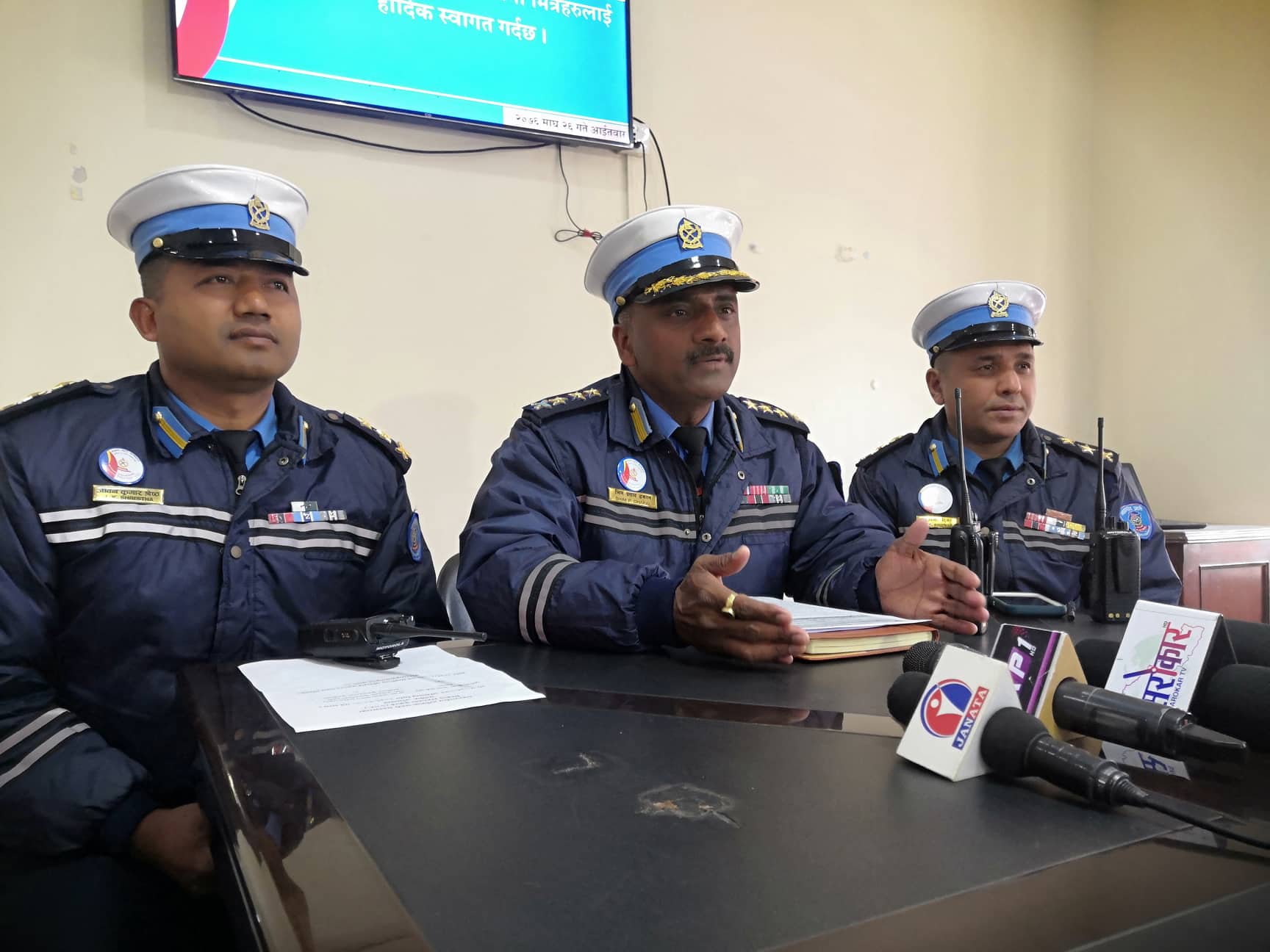 मन्त्रिपरिषद्को निर्णय अपव्याख्या गर्दै ट्राफिक प्रहरीको आफूखुशी प्रेस विज्ञप्ति