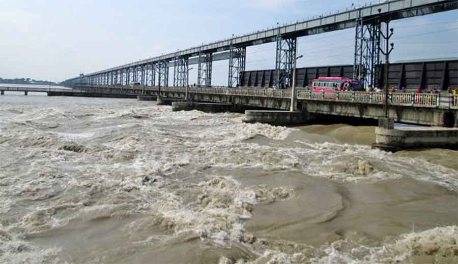 सप्तकोशी नदीको जलस्तर अस्वभाविक बढ्ने आँकलनसहित तटीय क्षेत्रमा उच्च शतर्कता