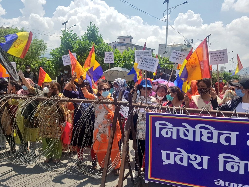 सरकारविरुद्ध राप्रपा समर्थित महिलाहरुको काठमाडौंमा विरोध प्रदर्शन (फोटोफिचर)