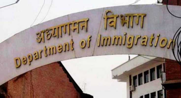अध्यागमनका कर्मचारीले चिनियाँ नागरिकलाई बेचे भिसा