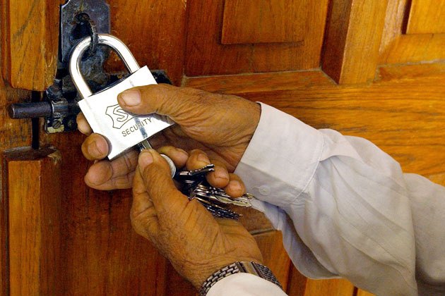 ज्याला नपाएपछि वडा कार्यालयमा तालाबन्दी