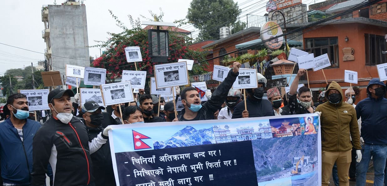 चिनियाँ दूतावास अगाडि प्रदर्शन – “गो ब्याक चाइना “