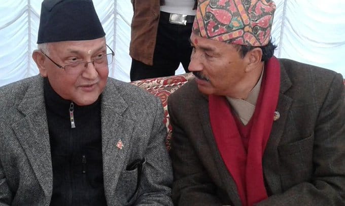 निन्द्राबाट ब्युँझिन ओलीलाई कमल थापाको आग्रह