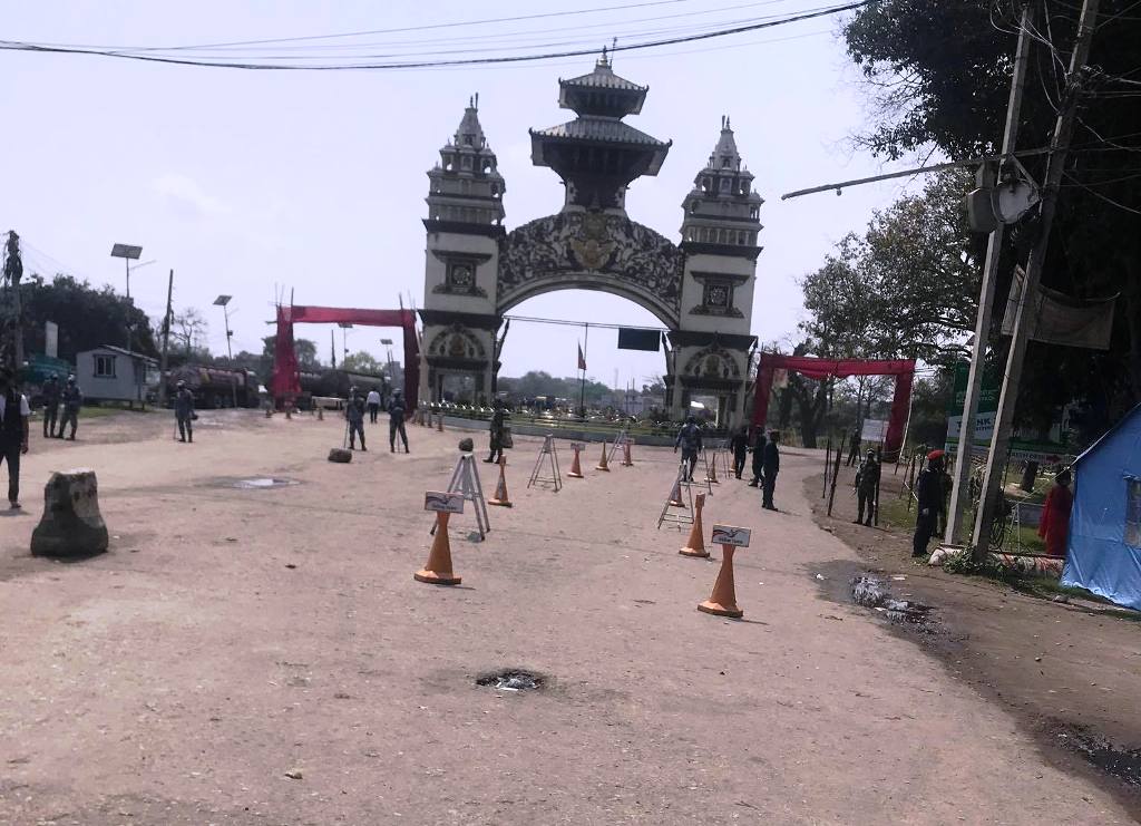 ७ महिनादेखि बन्द वीरगन्ज नाका खुल्ला
