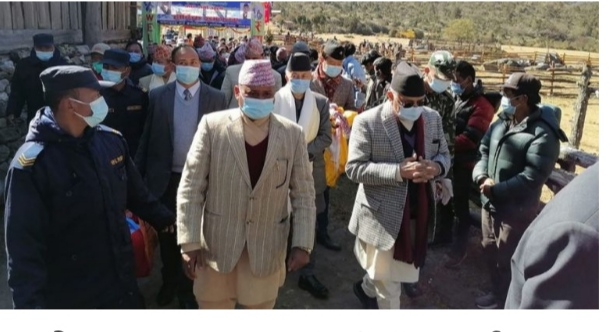 प्रधानमन्त्री ओली ताप्लेजुङको घुन्सामा