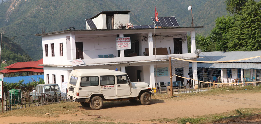 गाउँपालिकाको भवनमा बम विस्फोट गराउने दुईजना पक्राउ