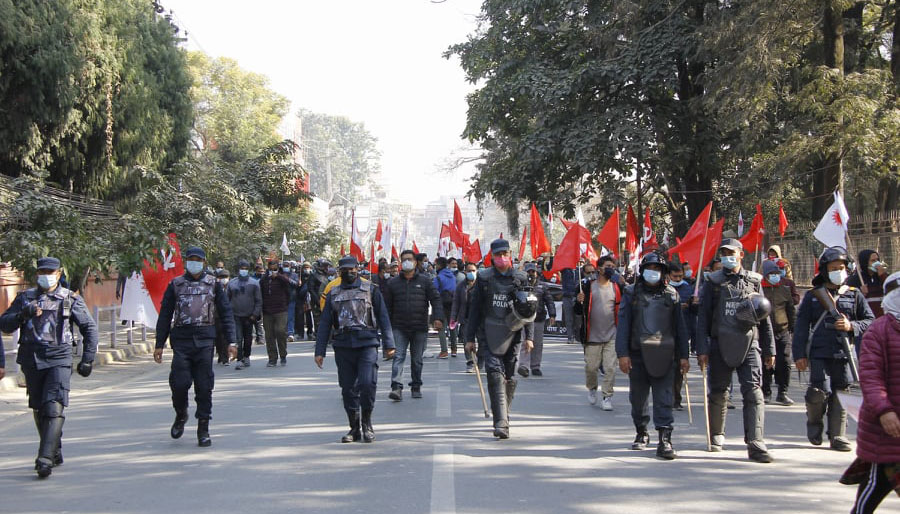 नेकपा प्रचण्ड-माधव समूहद्वारा काठमाडौंमा प्रदर्शन