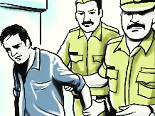 अनलाइन काराेबार ह्याक गरेकाे अभियोगमा युवक पक्राउ