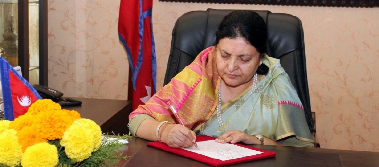 `जेलभित्रै मान्छे कुटिकुटि मार्ने हत्यारा कसरी असल चालचलनका भए राष्ट्रपति ज्यू´