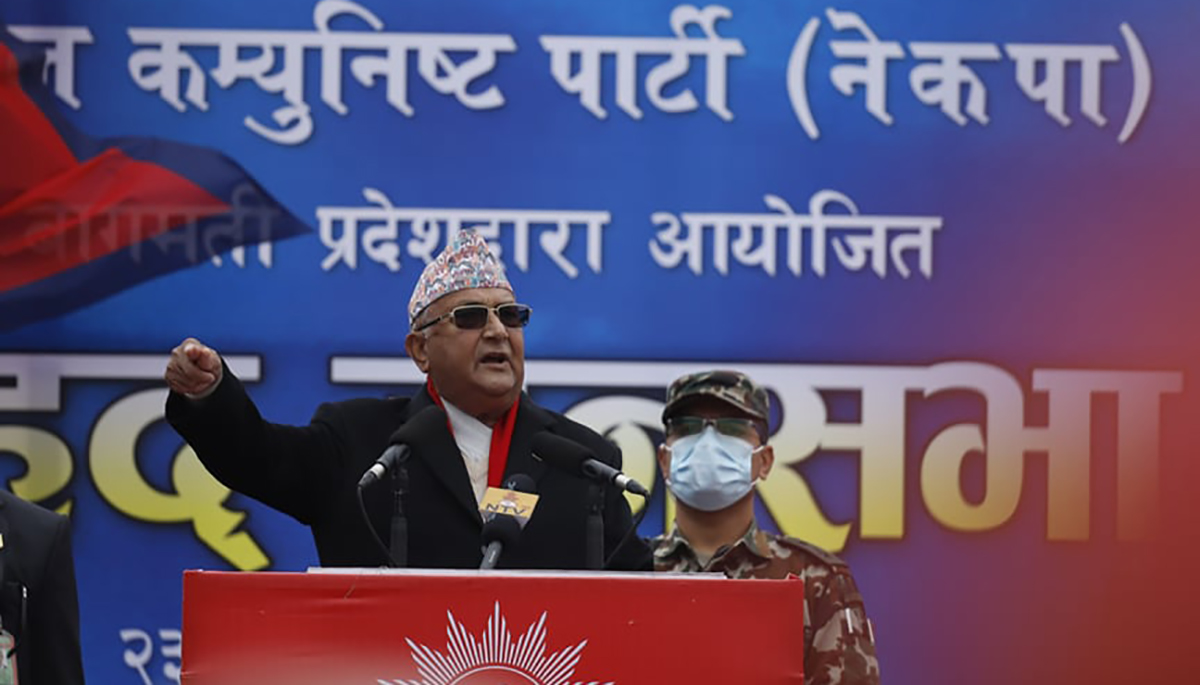 प्रचण्ड समूहले जलाएको ट्याक्सीको क्षतिपूर्ति सरकारले दिन्छ : प्रधानमन्त्री ओली