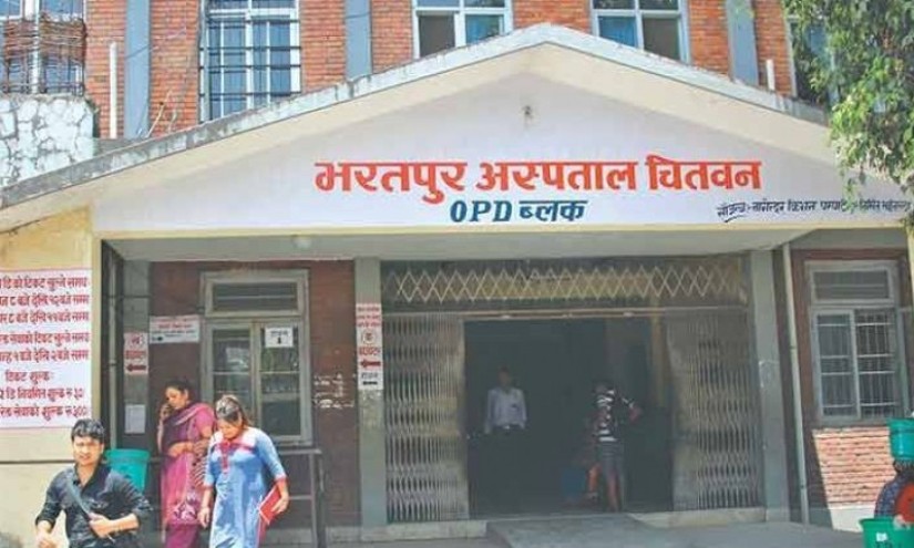भरतपुर अस्पताललाई अक्सिजन सिलिण्डर सहयोग