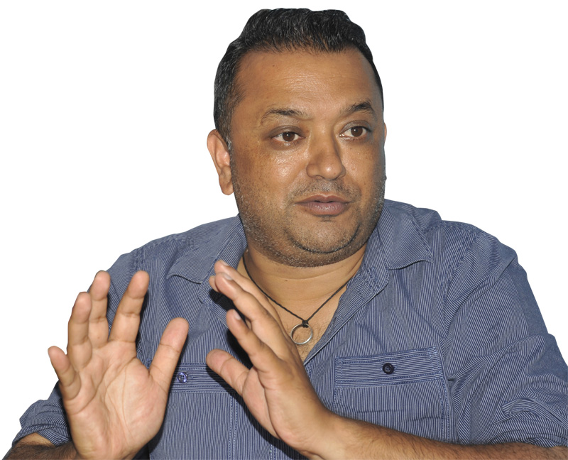 कोरोना संक्रमितका लागि गगन थापाले शुरु गरे ‘होम आइसोलेसन सेवा’