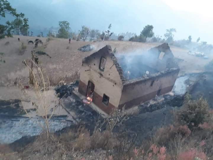 भीषण आगलागीबाट रोल्पामा ३७ घर परिवार बिचल्लीमा