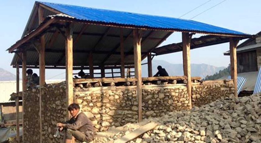 जनता आवास कार्यक्रमअन्तर्गत घर बनाएका गरिब परिवार ऋणमा डुबेर बस्न बाध्य