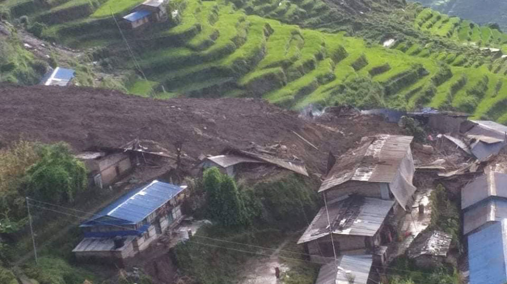 सिन्धुपाल्चोकको दनुवार गाउँमा पहिरो