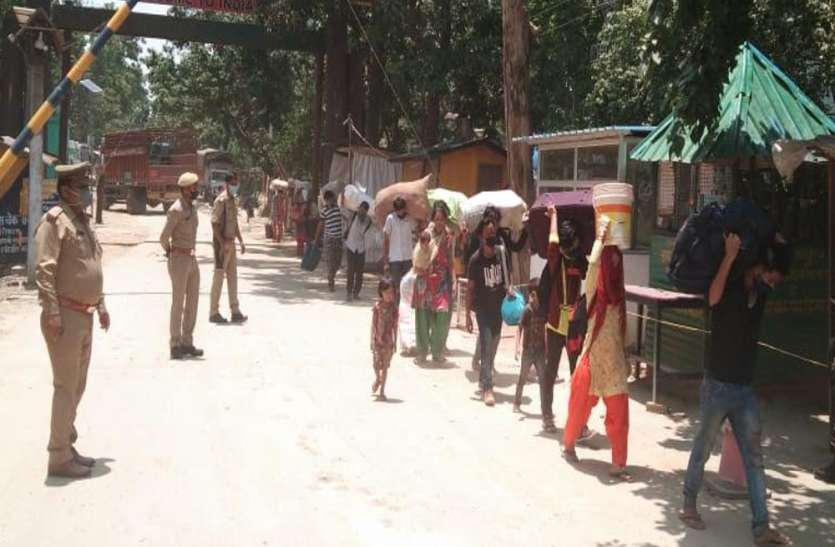 सुदूरपश्चिममा भारतबाट फर्कनेहरुको भिड