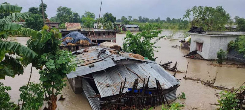 ठाउँठाउँमा बाढीपहिरो, १६ जनाको मृत्यु