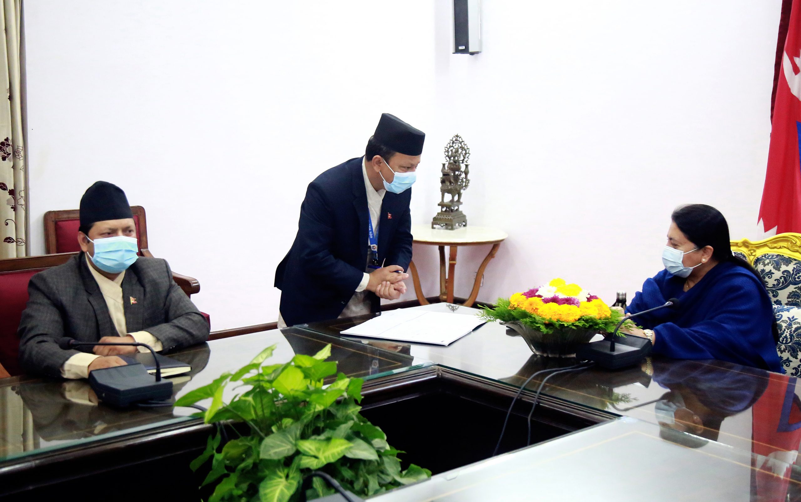 राष्ट्रपतिको पहिलो तथ्याङ्क लिएर १२ औँ राष्ट्रिय जनगणना प्रारम्भ