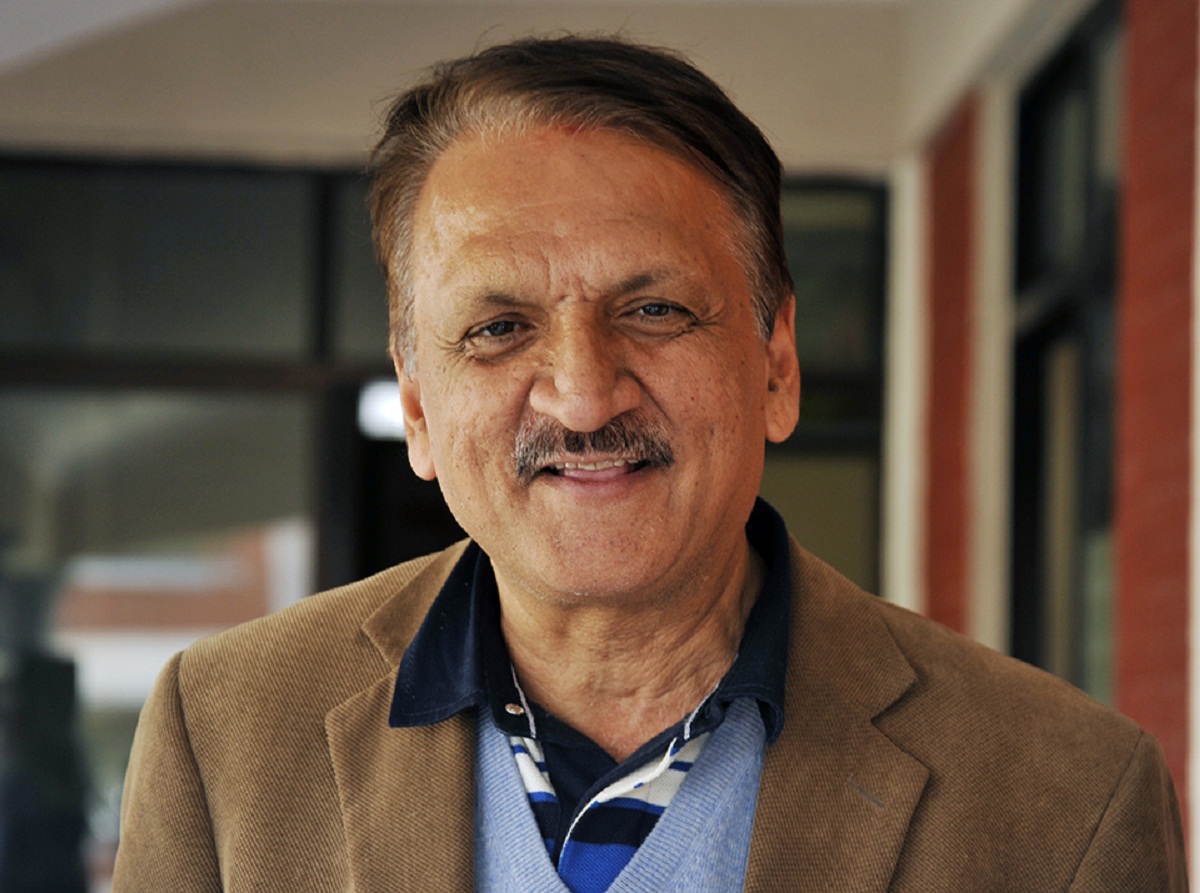 डा. प्रकाशशरण महतलाई कोरोना संक्रमण