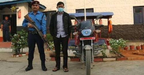 चोरीको मोटरसाइकलसहित जाजरकोटमा वडाध्यक्ष पक्राउ