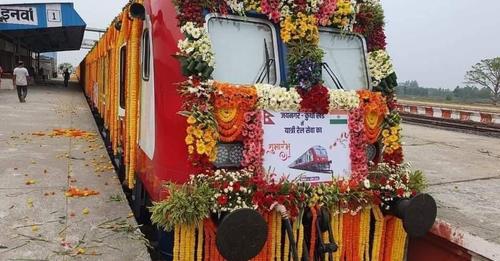 देउवा र मोदीले गरे जनकपुर-जयनगर रेल सेवाको उद्घाटन