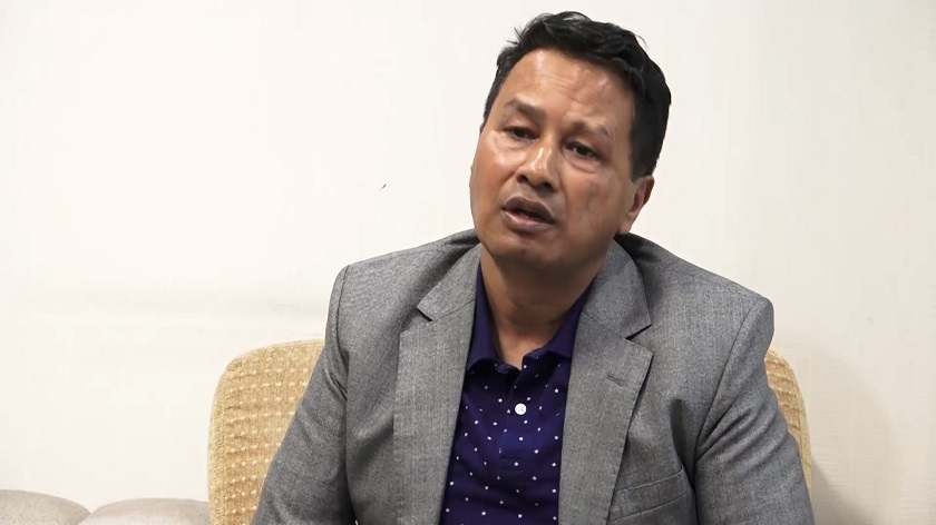 काठमाडौंमा क्याप्टेन रामेश्वर थापाको गाडीको ठक्करबाट ३ जना घाइते