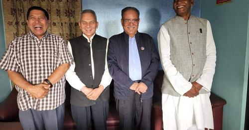 माओवादी केन्द्र र नेसपाले संयुक्तरुपमा दल दर्ता गराए, एकसाथ देखिए प्रचण्ड–बाबुराम