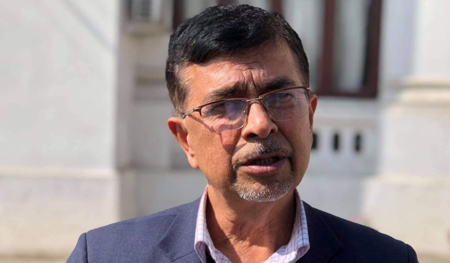 एमाले अध्यक्ष ओलीको शैली सक्रिय राजाको भन्दा कम छैनः मुख्यमन्त्री पाण्डे