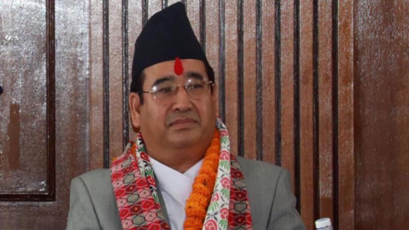 भिसा लिन जाँदा विवादमा तानिएका पर्यटनमन्त्री श्रेष्ठ क्यानडा प्रस्थान