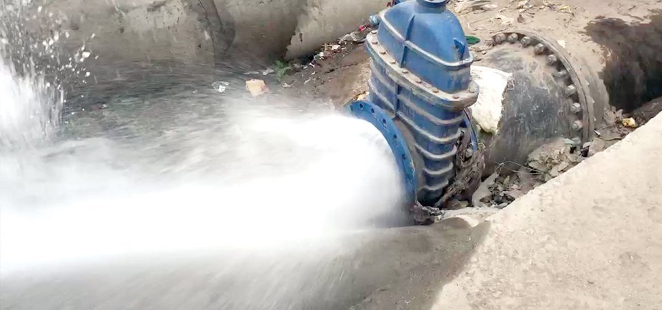 याङ्री र लार्केको पानी वितरणका लागि पाइप विच्छ्याउन सुरु