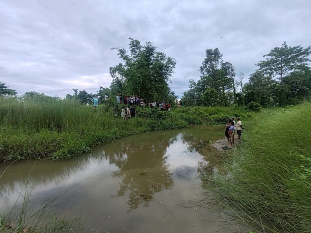 दमकमा खोलामा डुबेर एक बालकको मृत्यु